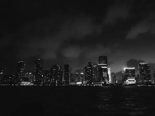 白夜行ドラマが再放送できない理由｜2006年TBS版の地上波再放送が少ない背景 のアイキャッチ画像